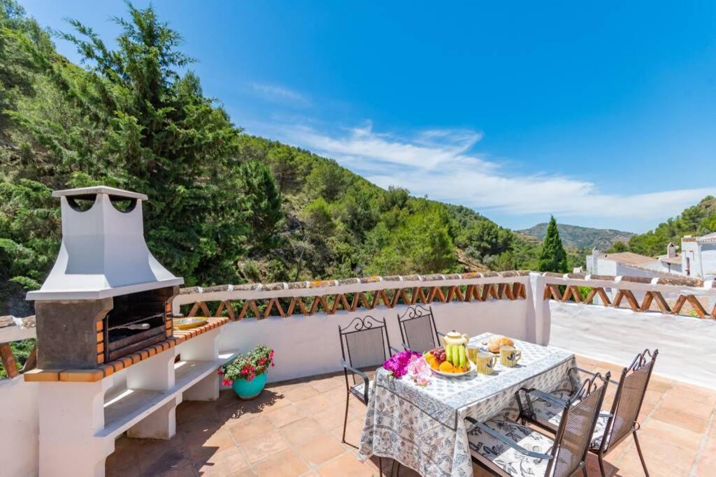 Casa Rosa, Con Encanto Y Piscina Climatizada Frigiliana Exteriér fotografie